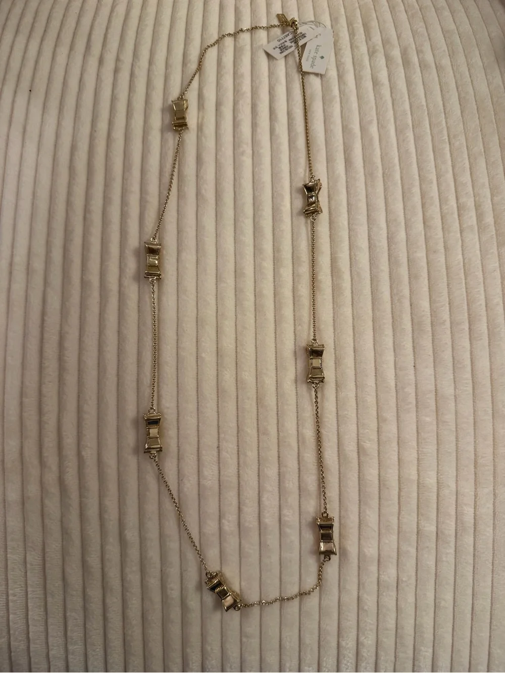 kate spade New York “Take a Bow” Gold Tone Necklace NWT
